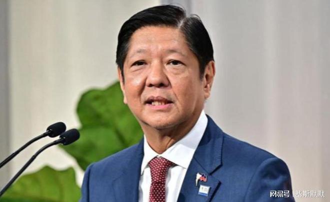 菲海军称“中国军舰离菲不到3海里”只字不提美航母就在不远处
